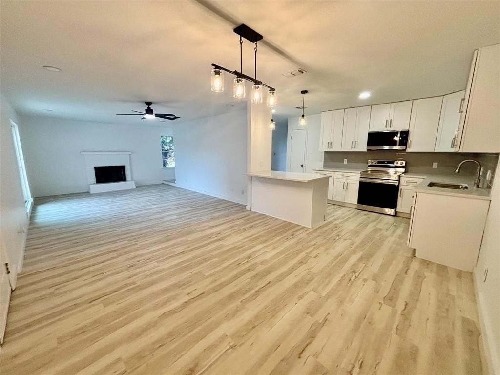 8835 Township Court - Photo 4 of 20