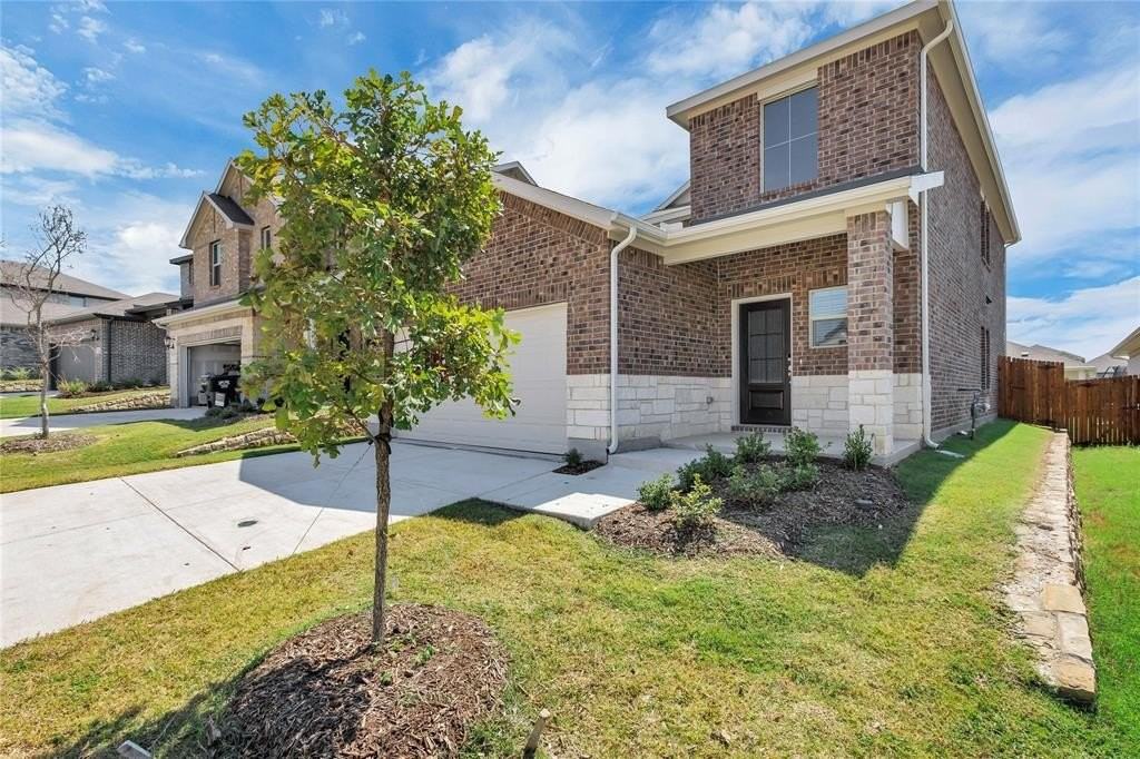 421 Ezra Lane - Photo 4 of 30