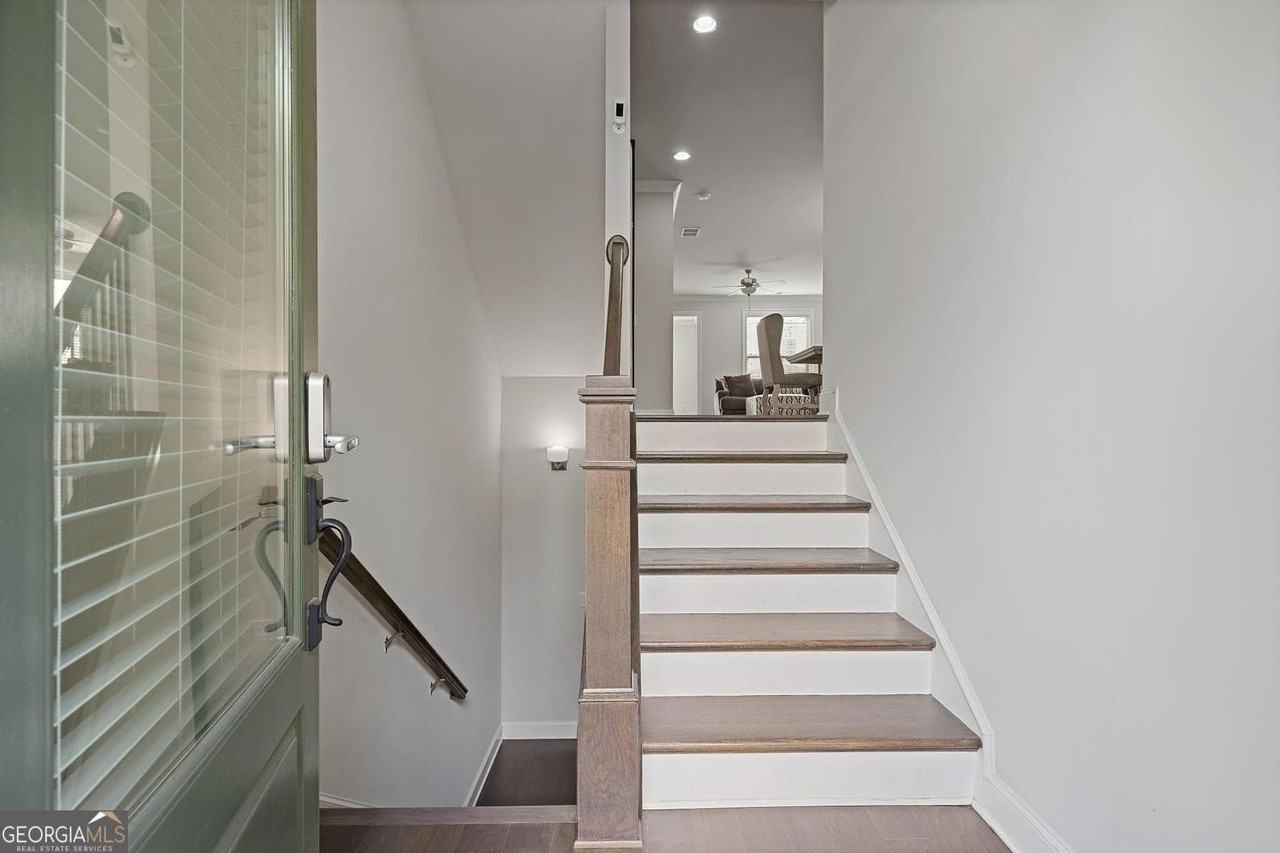 1097 Township Square - Photo 3 of 36