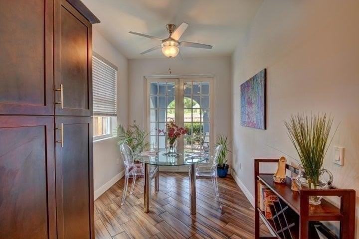 1135 Northeast 3rd Avenue - Photo 6 of 28