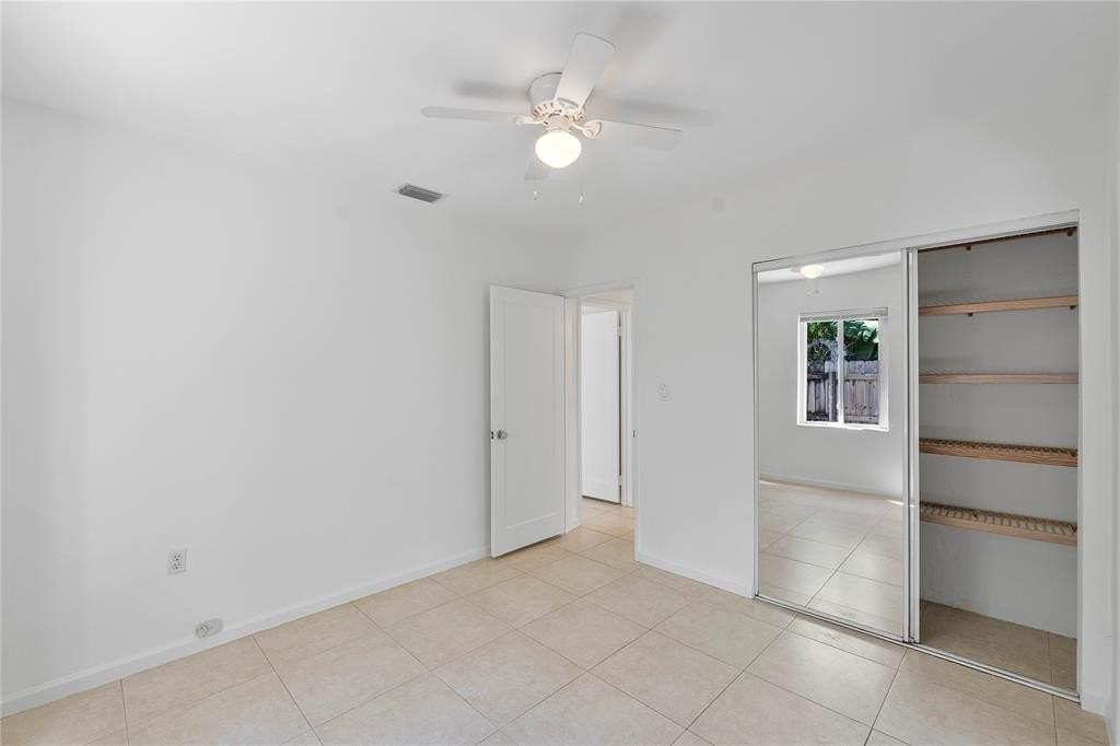 931 Sw 21st Ct - Photo 7 of 13