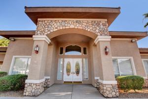 featured image of 833 Aspen Peak Loop