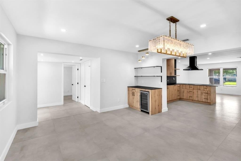 4640 Southwest 25th Terrace