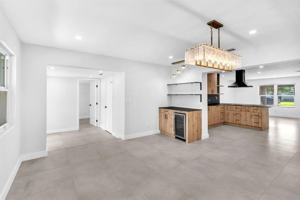 featured image of 4640 Southwest 25th Terrace