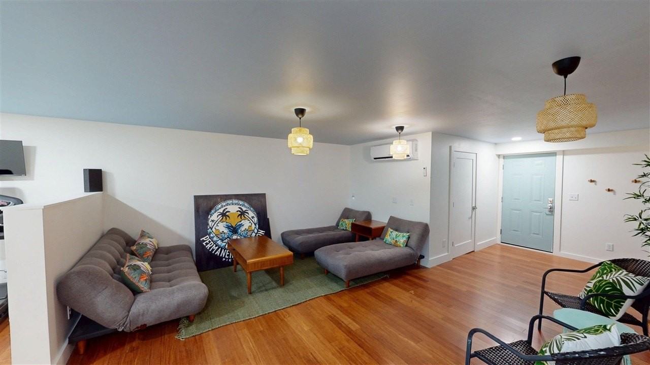 109 E Main St - Photo 3 of 28