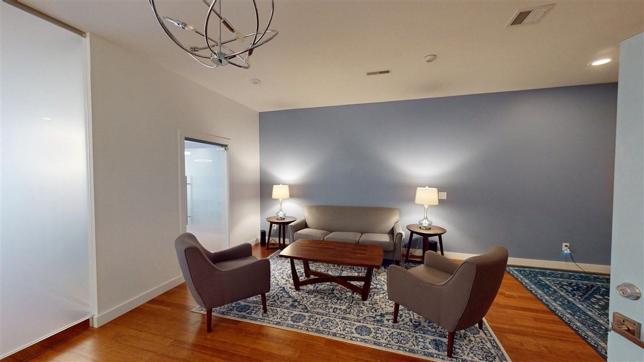 109 E Main St - Photo 4 of 28