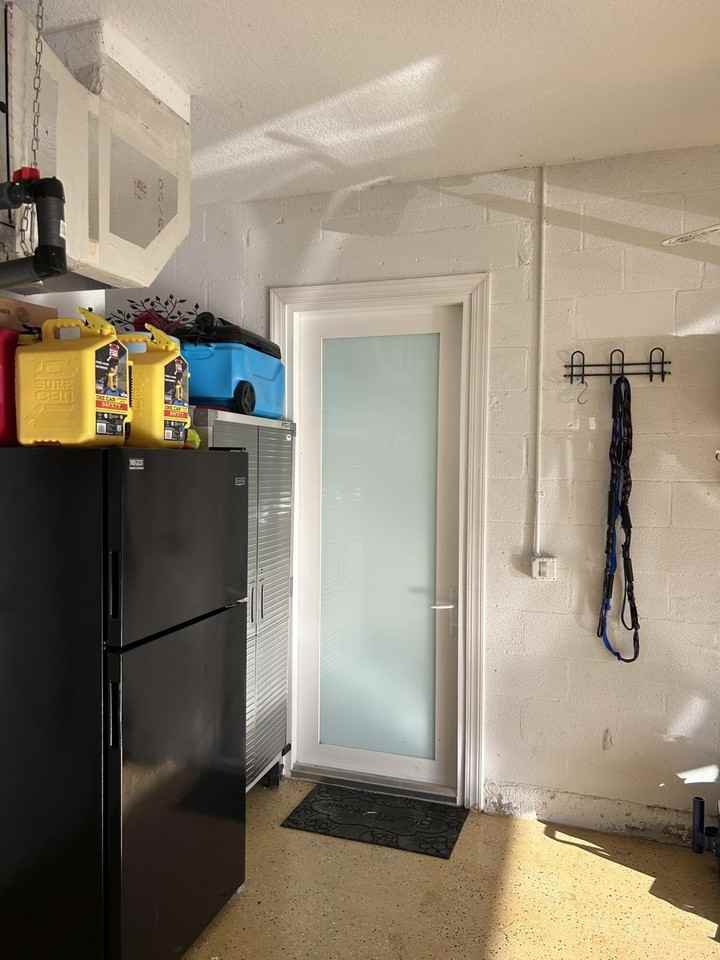 3158 Sw Martin St - Photo 7 of 26