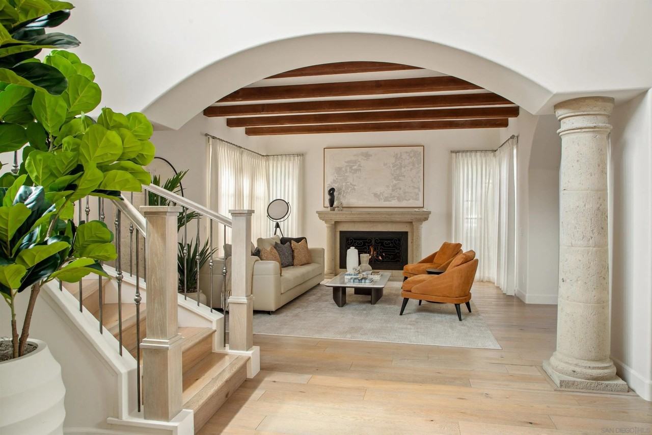 7729 Ivanhoe Ave - Photo 6 of 28