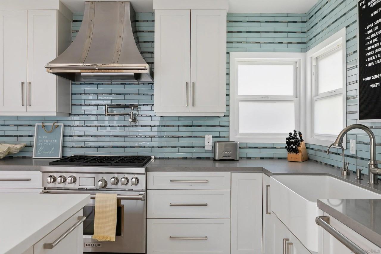 805 Brighton Ct - Photo 6 of 35