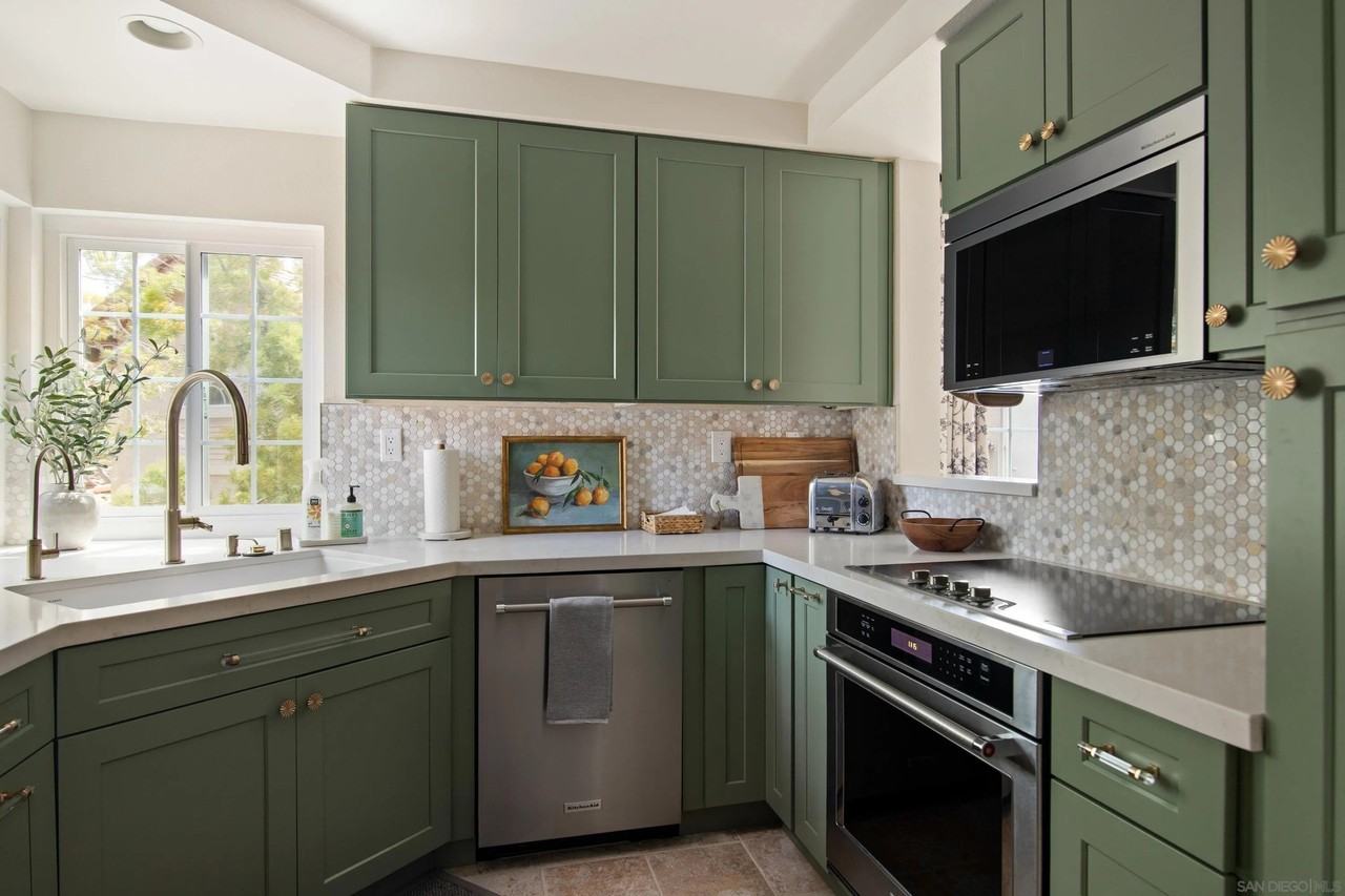 3854 Creststone Pl - Photo 3 of 29