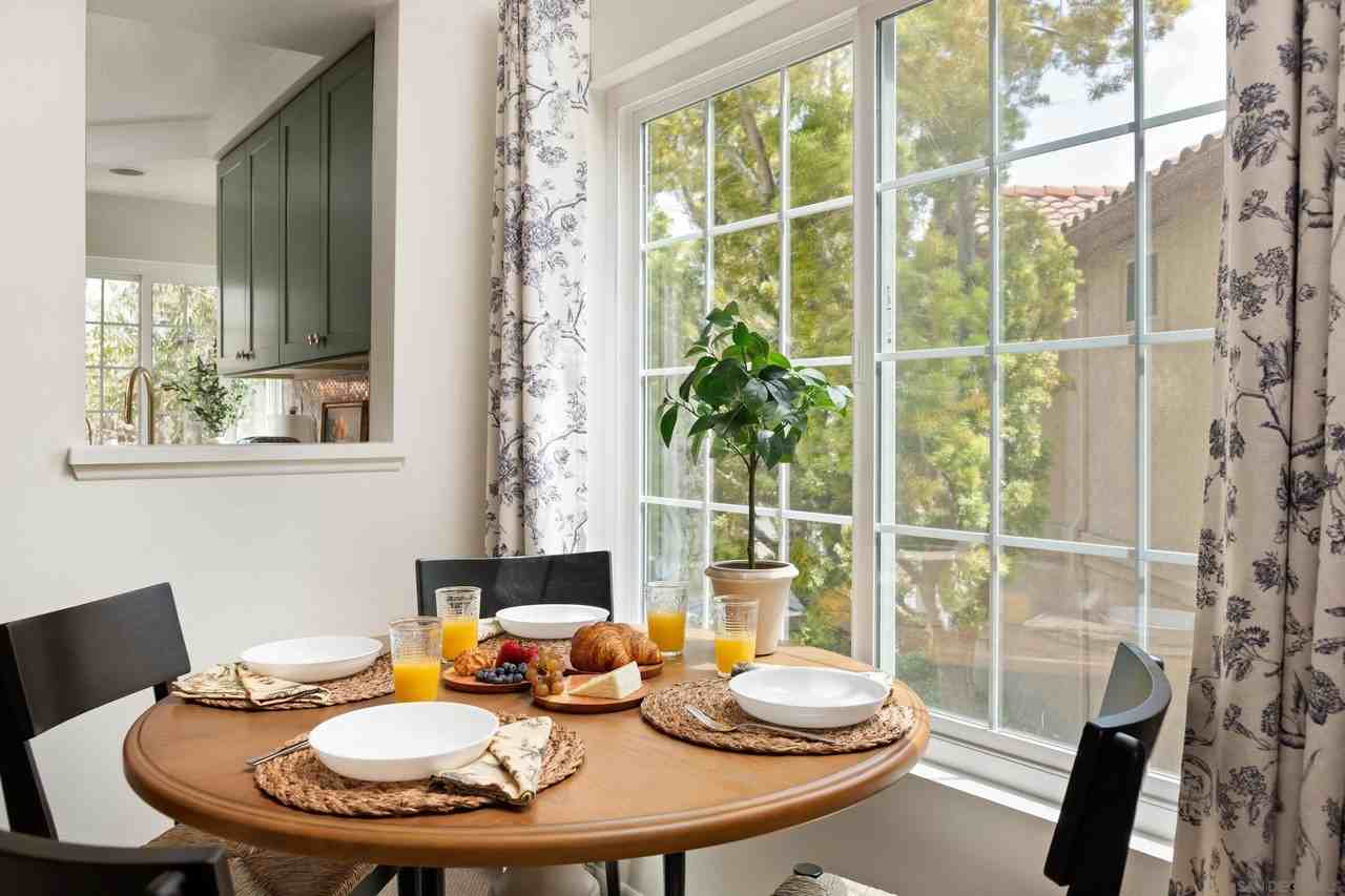 3854 Creststone Pl - Photo 5 of 29