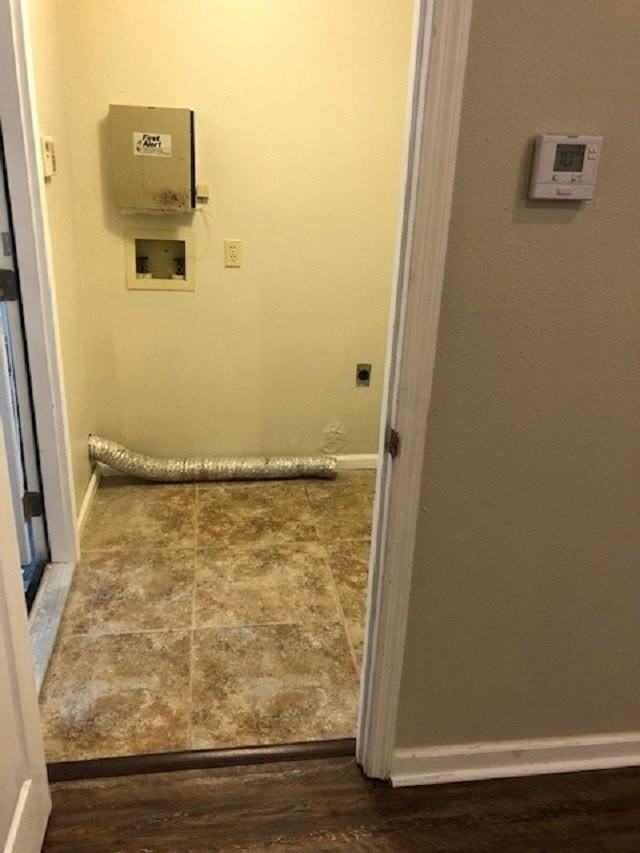 1699 Folkstone Rd - Photo 6 of 28