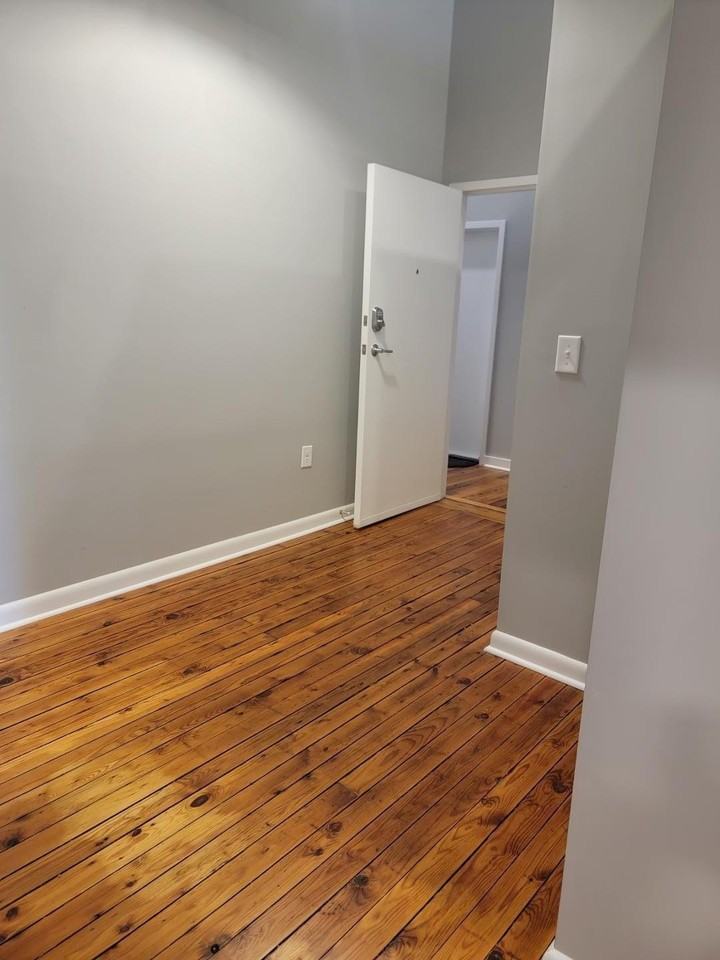 112 N Birch Ave #2C - Photo 2 of 15
