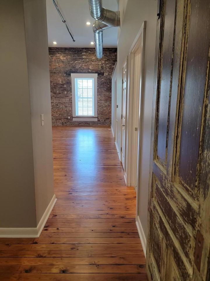 112 N Birch Ave #2C - Photo 5 of 15