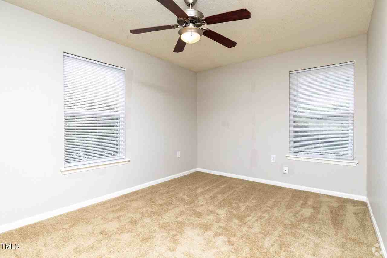 115 Holiday Park Rd Unit 2bed - Photo 6 of 16