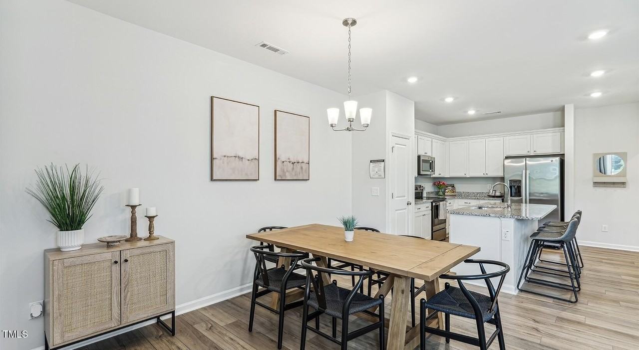 101 101 Decatur Drive unit: The Watsonia - Photo 7 of 24