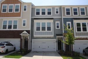 featured image of 1252 Commack Dr