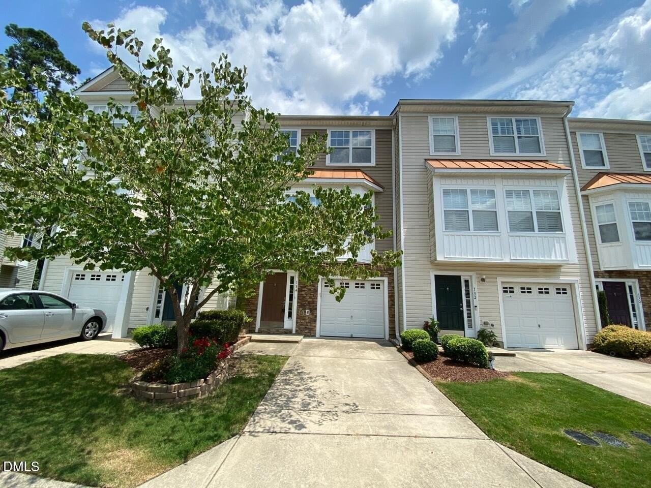 134 Darley Dale Loop - Photo 2 of 23