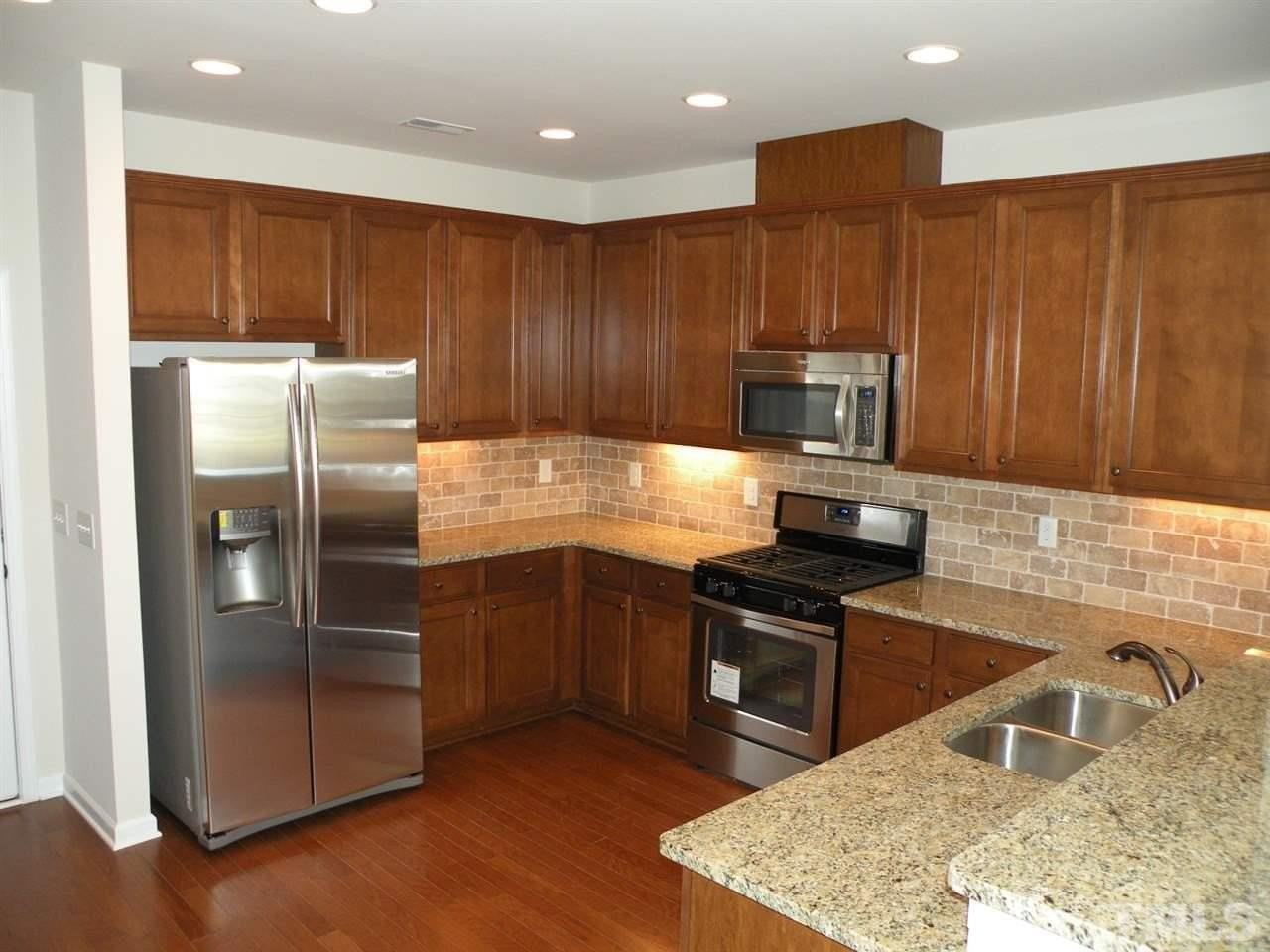 4103 Overcup Oak Ln - Photo 3 of 22