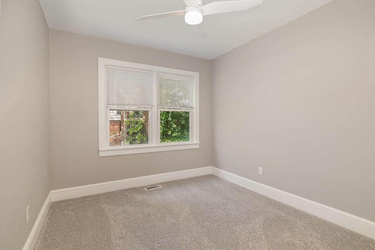 302 N Fayetteville St - Photo 3 of 17