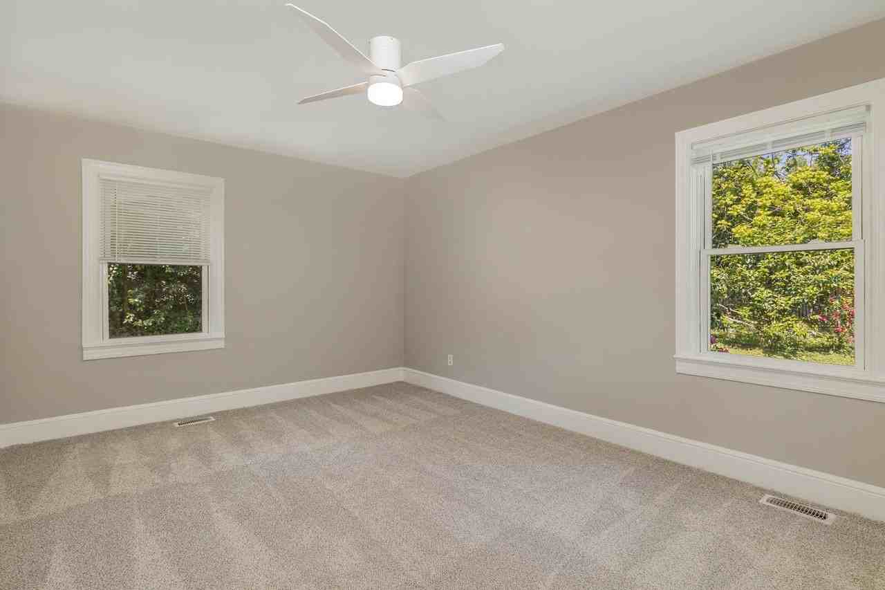 302 N Fayetteville St - Photo 6 of 17