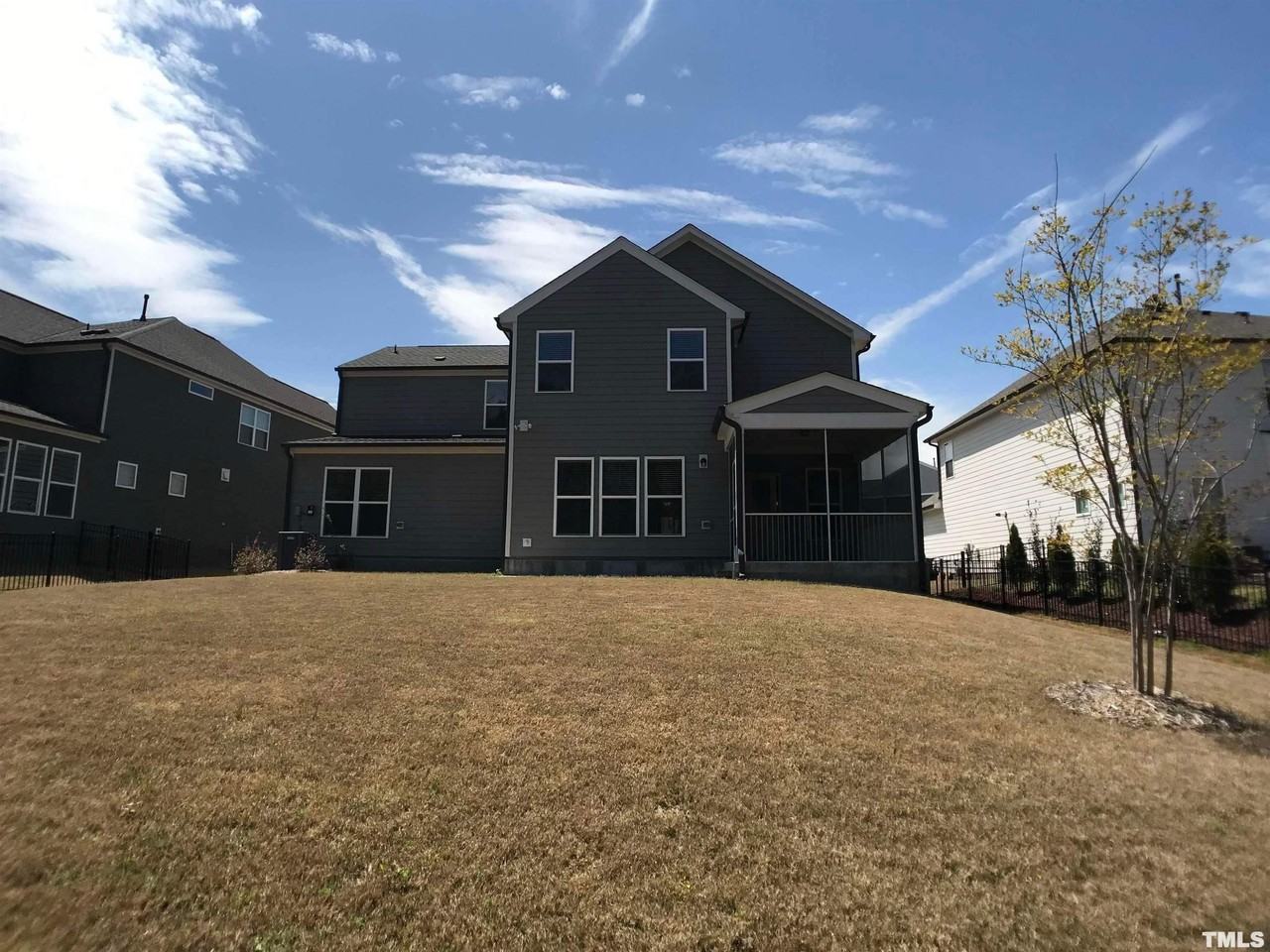 517 Hillman Bnd - Photo 4 of 4