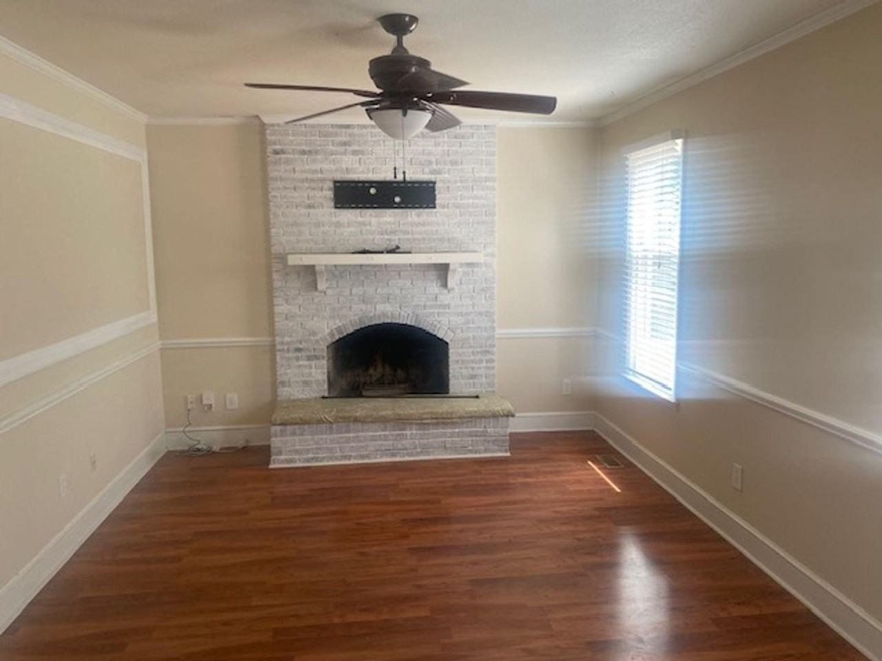 1917 Carthage Cir - Photo 3 of 19