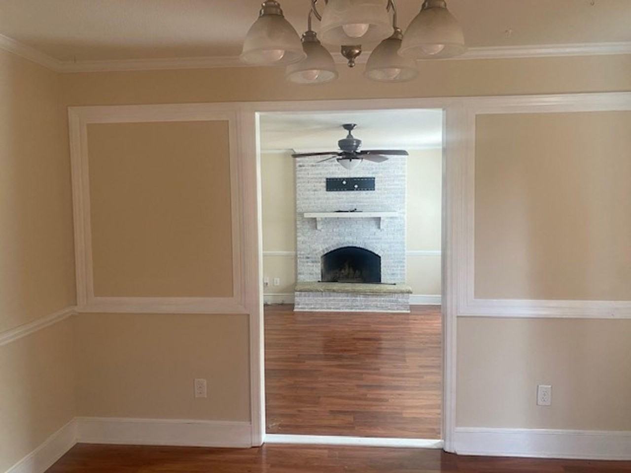 1917 Carthage Cir - Photo 4 of 19