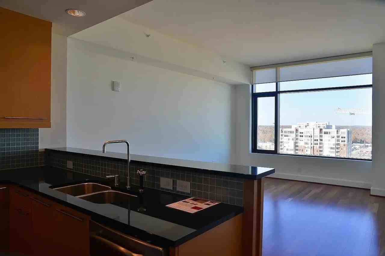 122 N Harrington St Unit 1115 #1115 - Photo 3 of 8