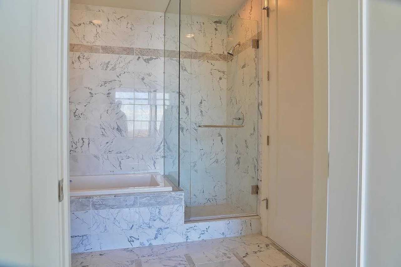 122 N Harrington St Unit 1115 #1115 - Photo 6 of 8