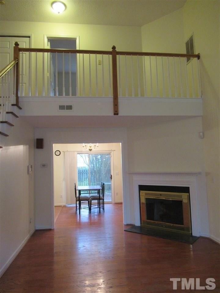 103 Ascot Pl - Photo 3 of 34