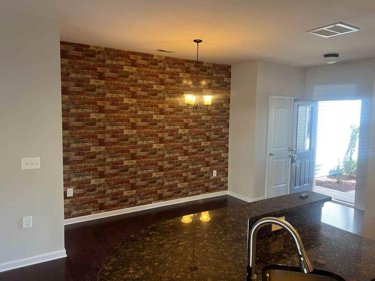 108 Comptonfield Dr - Photo 5 of 18