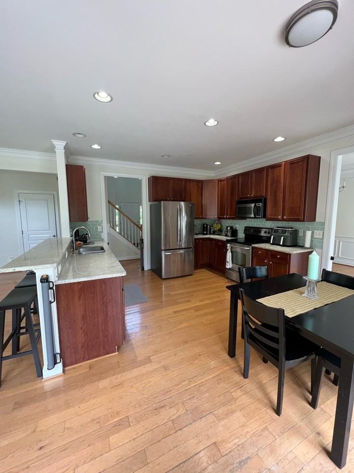 5807 Catskill Ct - Photo 2 of 20