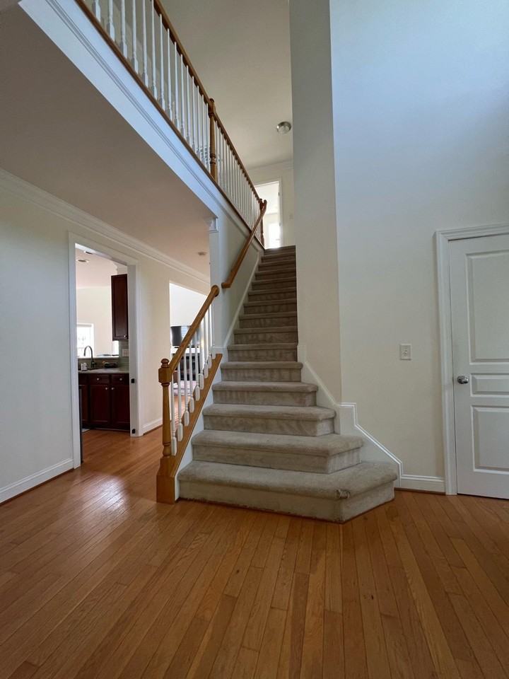 5807 Catskill Ct - Photo 4 of 20