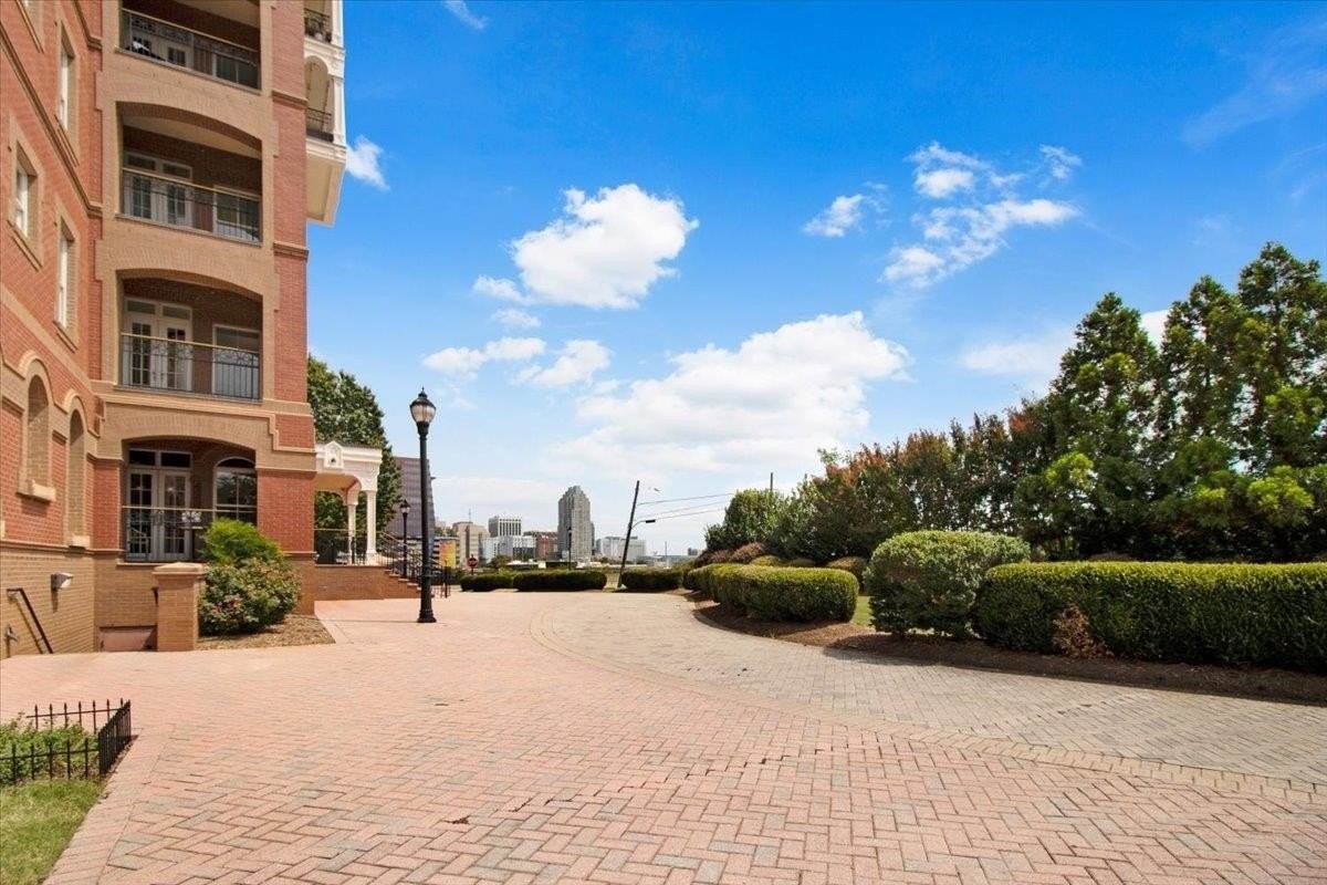 710 Independence Place unit: 406 #406 - Photo 3 of 50