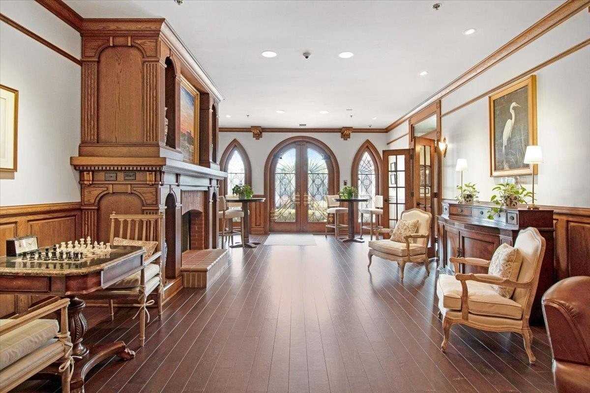 710 Independence Place unit: 406 #406 - Photo 4 of 50