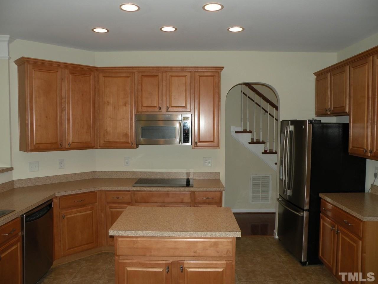 4733 Porchaven Ln - Photo 6 of 25