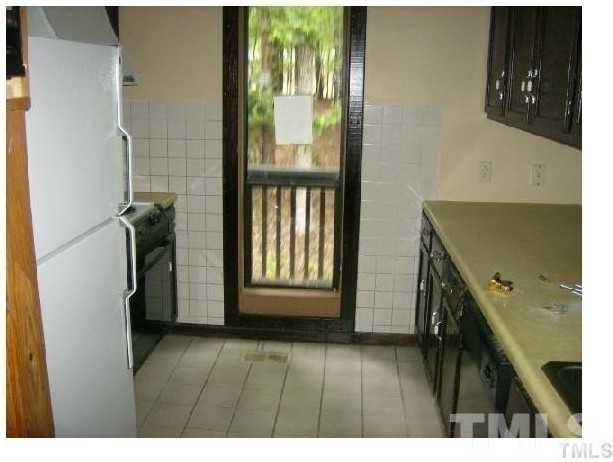 4623 Renfrew Dr - Photo 3 of 19