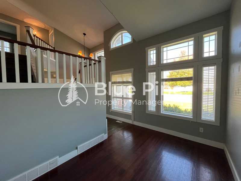 157 Leesburg Ln - Photo 4 of 40