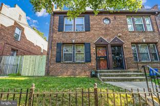 347 Parkland Pl Se - Photo 1 of 1