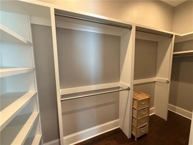 5530 Cameron Boulevard - Photo 7 of 15