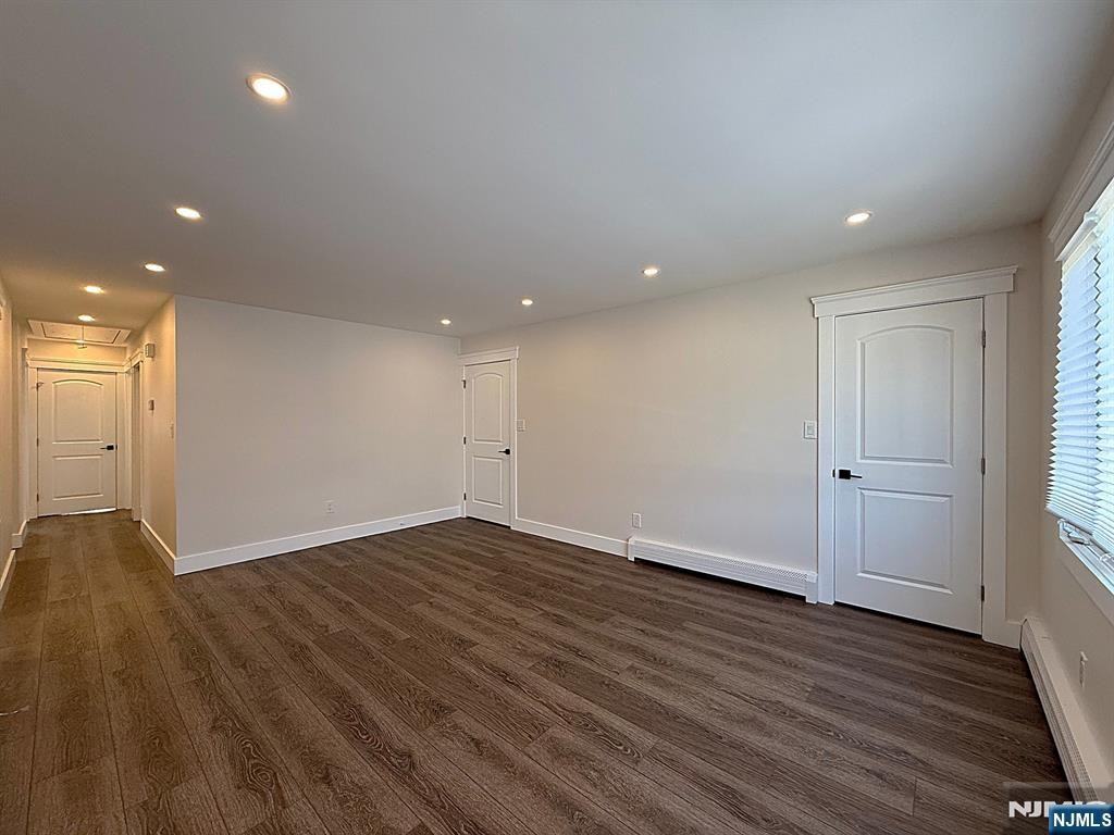 682 Valley Brook Avenue ##2 - Photo 4 of 19