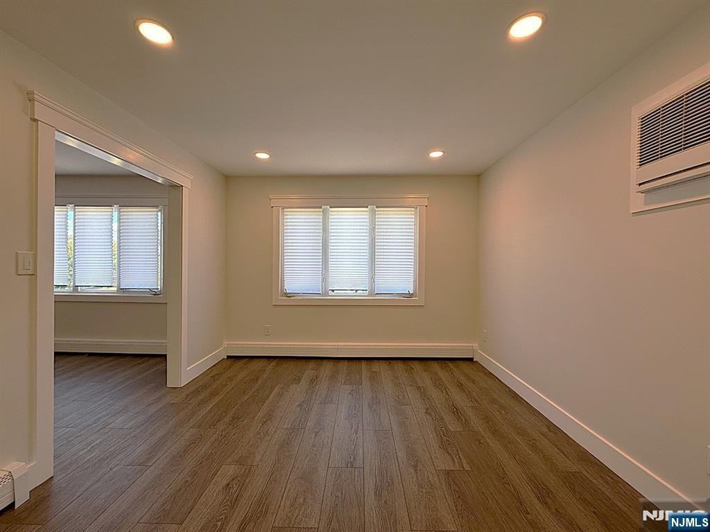 682 Valley Brook Avenue ##2 - Photo 5 of 19