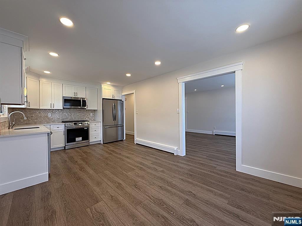 682 Valley Brook Avenue ##2 - Photo 7 of 19