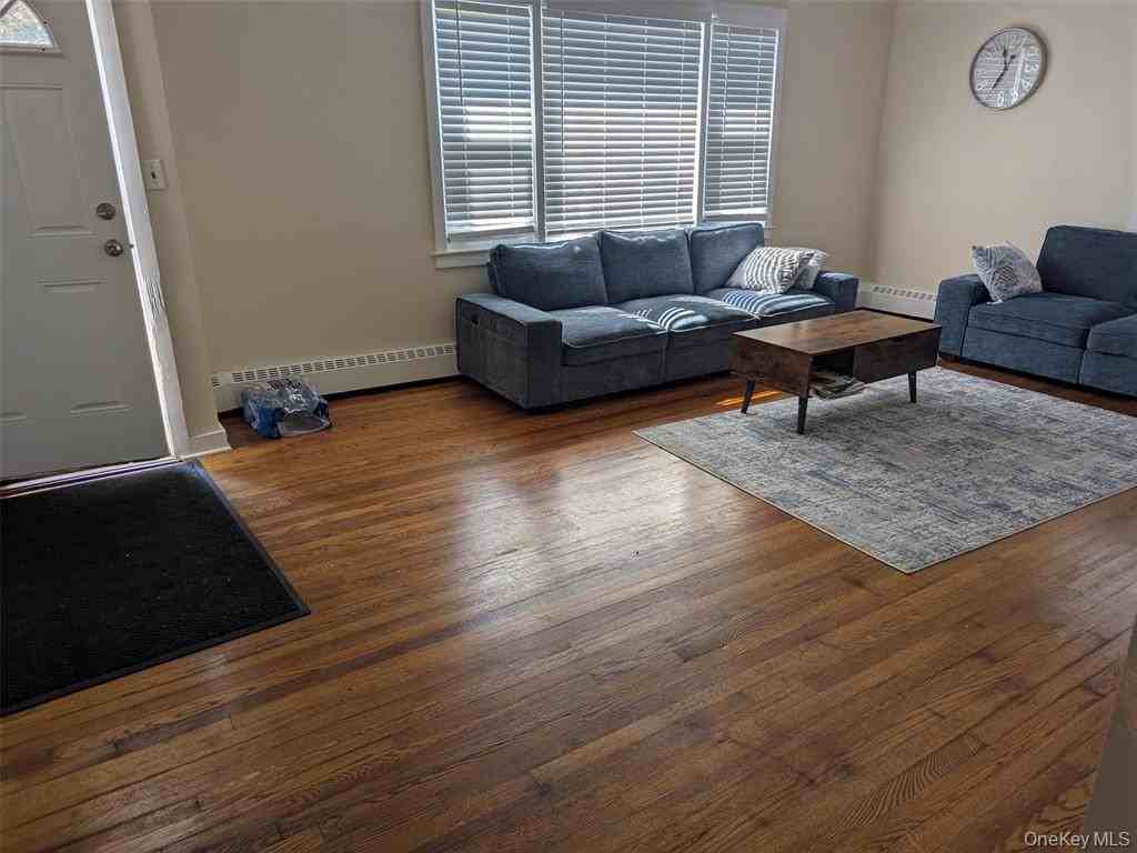 21 Hillside Ave - Photo 2 of 9
