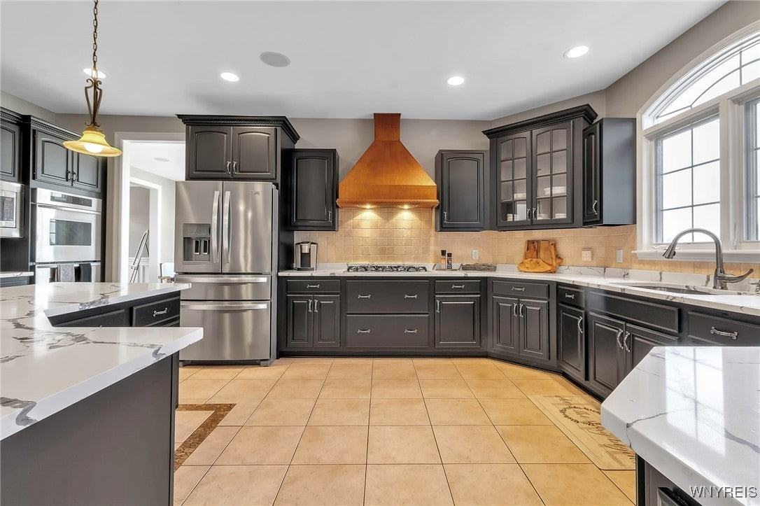 6408 Heise Rd - Photo 4 of 50