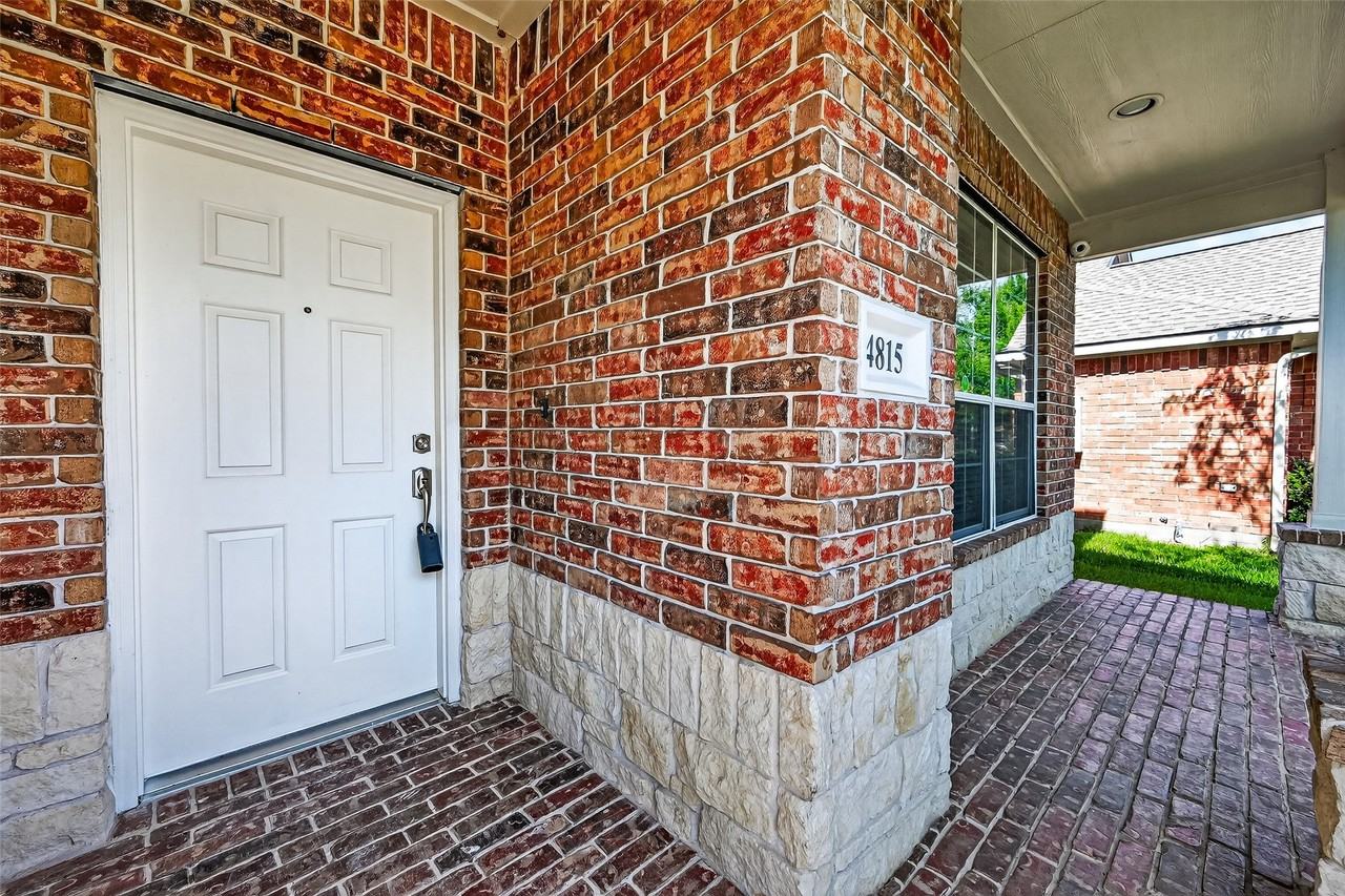 4815 Claymill Ct - Photo 3 of 47