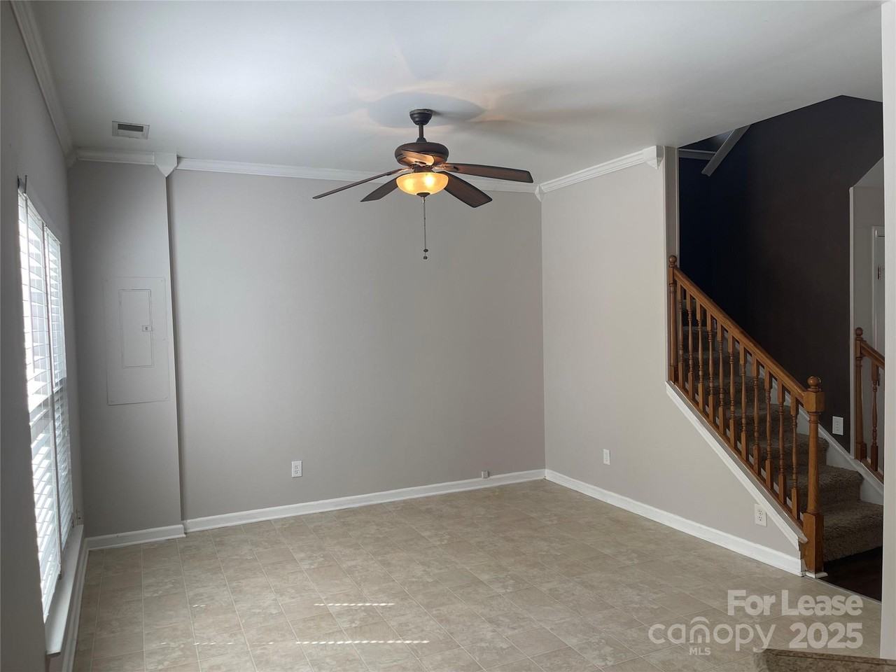 5044 Parkview Way - Photo 7 of 19