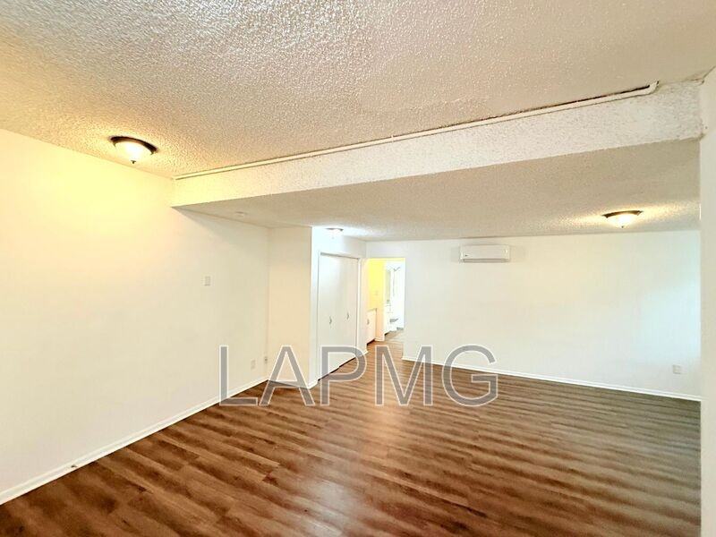 808 Princeton St #808E - Photo 3 of 16