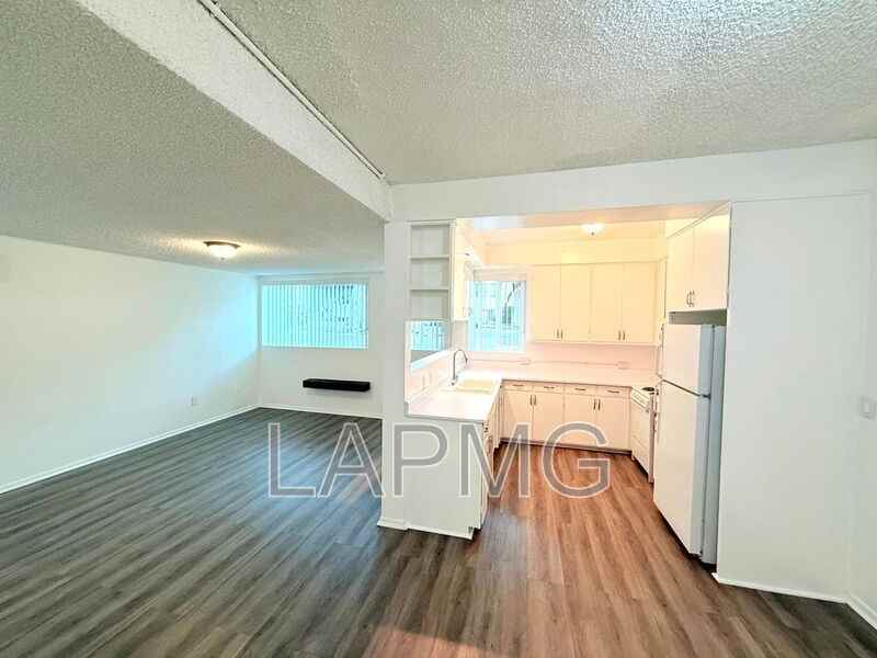 808 Princeton St #808E - Photo 6 of 16